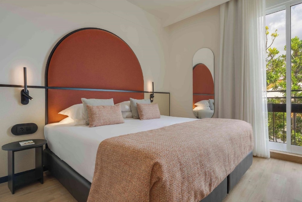 The Editory Garden Carmo Funchal — Hotel rooms in Funchal, Madeira