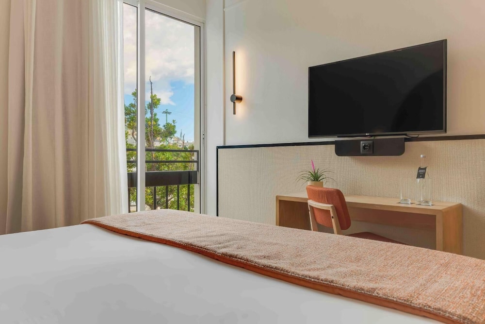 The Editory Garden Carmo Funchal — Hotel rooms in Funchal, Madeira