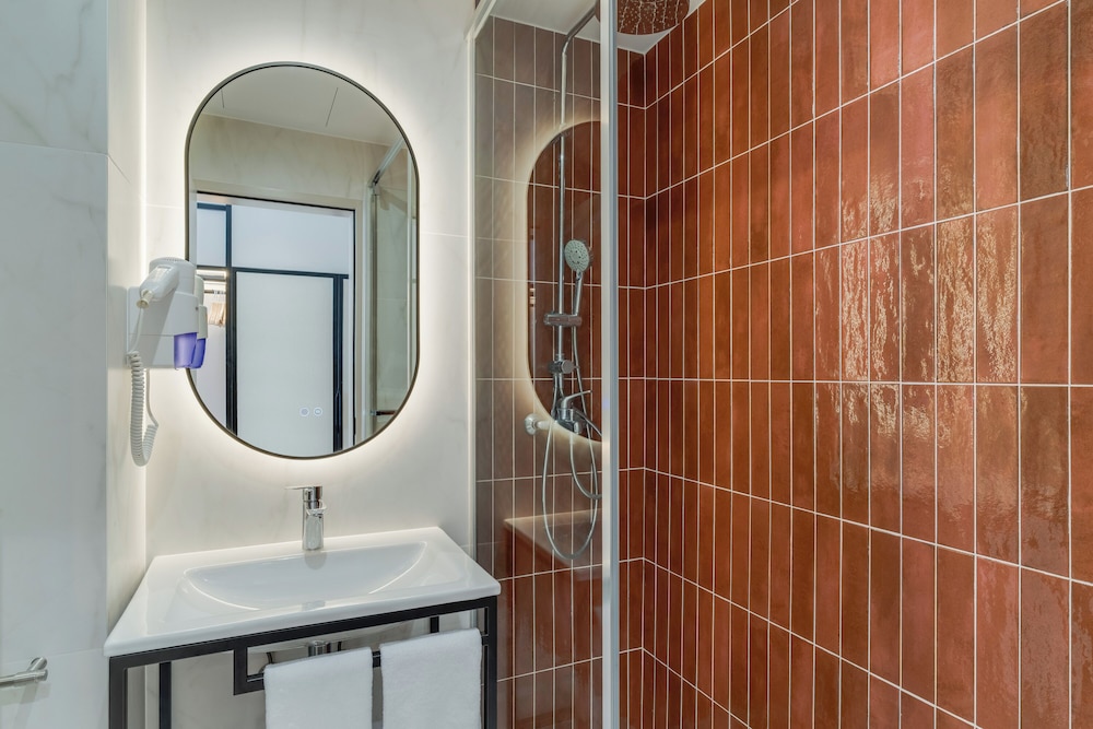 The Editory Garden Carmo Funchal — Hotel rooms in Funchal, Madeira