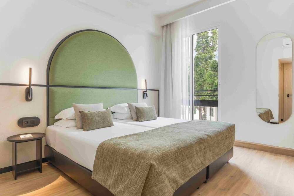 The Editory Garden Carmo Funchal — Hotel rooms in Funchal, Madeira