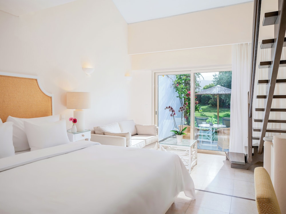 Creta Palace, A Resort to Live — Hotel rooms in Rethymnon
