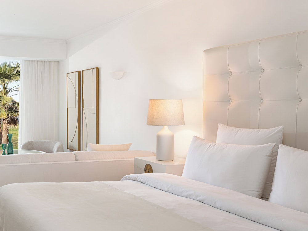 Creta Palace, A Resort to Live — Hotel rooms in Rethymnon