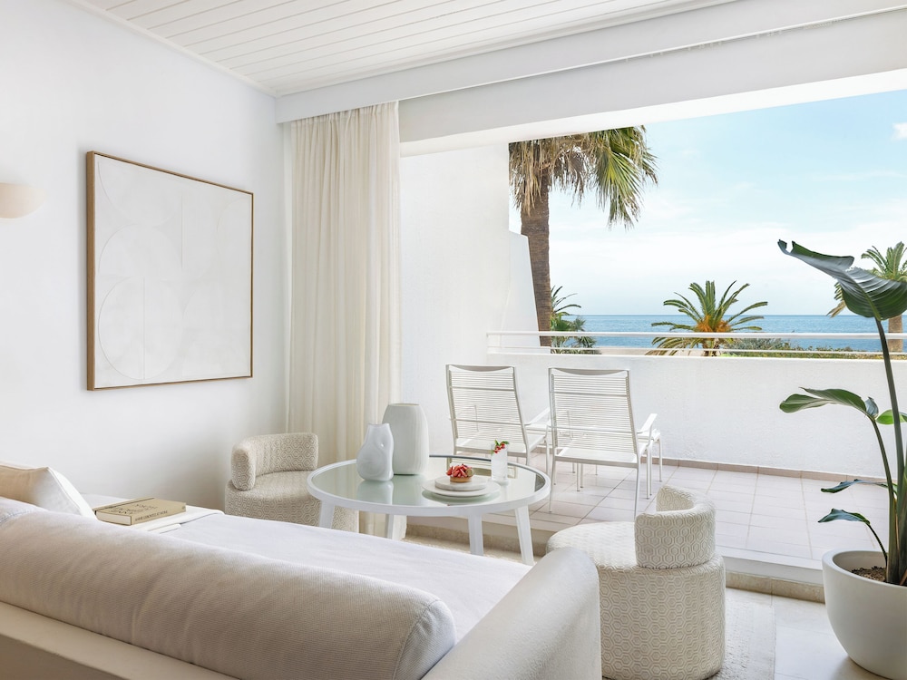 Creta Palace, A Resort to Live — Hotel rooms in Rethymnon