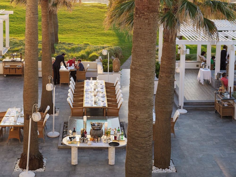 Creta Palace, A Resort to Live — Restaurant & bars in Rethymnon