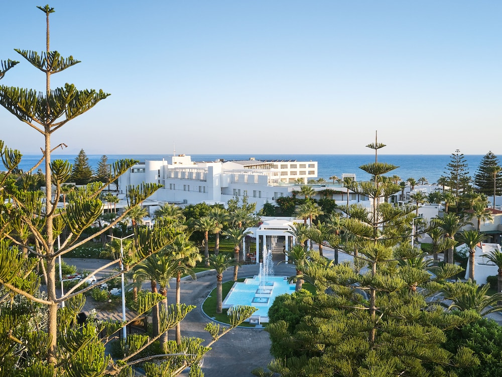 Creta Palace, A Resort to Live