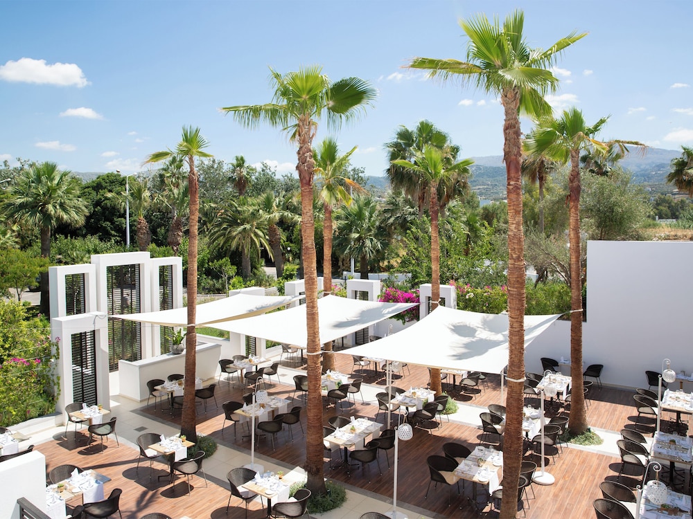 Creta Palace, A Resort to Live — Restaurant & bars in Rethymnon