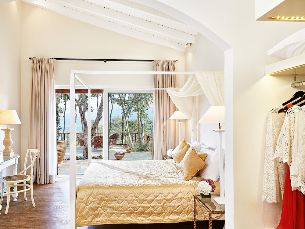 Grecotel Daphnila Bay — Hotel rooms in Gouvia, Ionian Islands