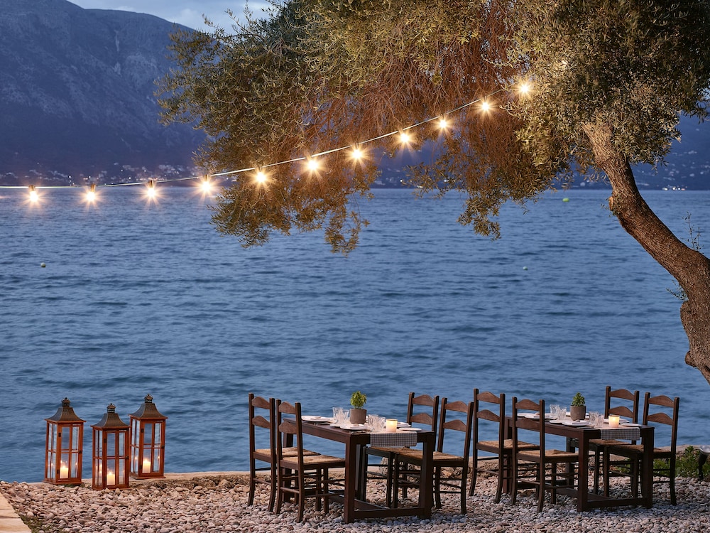 Grecotel Daphnila Bay — Restaurant & bars in Gouvia, Ionian Islands