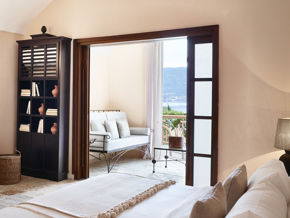 Grecotel Daphnila Bay — Hotel rooms in Gouvia, Ionian Islands
