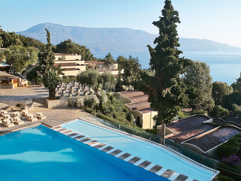 Grecotel Daphnila Bay — Swimming pool in Gouvia, Ionian Islands