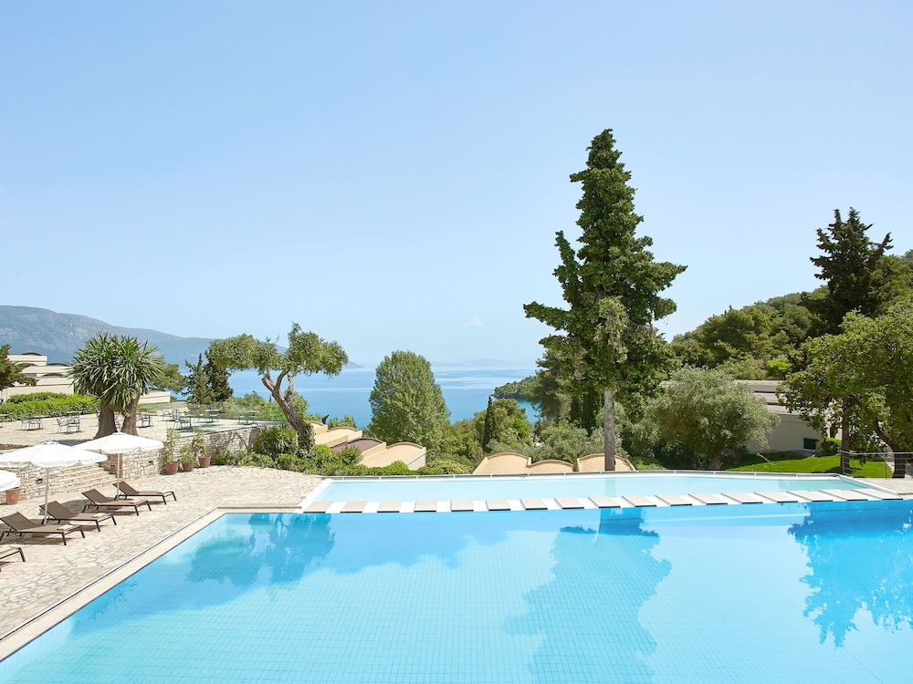 Grecotel Daphnila Bay — Swimming pool in Gouvia, Ionian Islands
