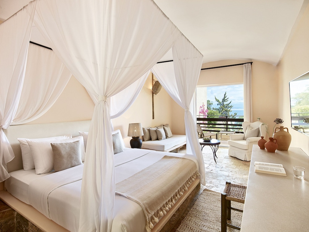 Grecotel Daphnila Bay — Hotel rooms in Gouvia, Ionian Islands