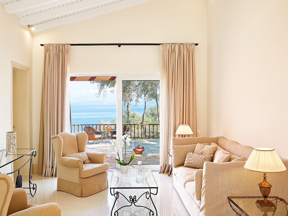 Grecotel Daphnila Bay — Hotel rooms in Gouvia, Ionian Islands