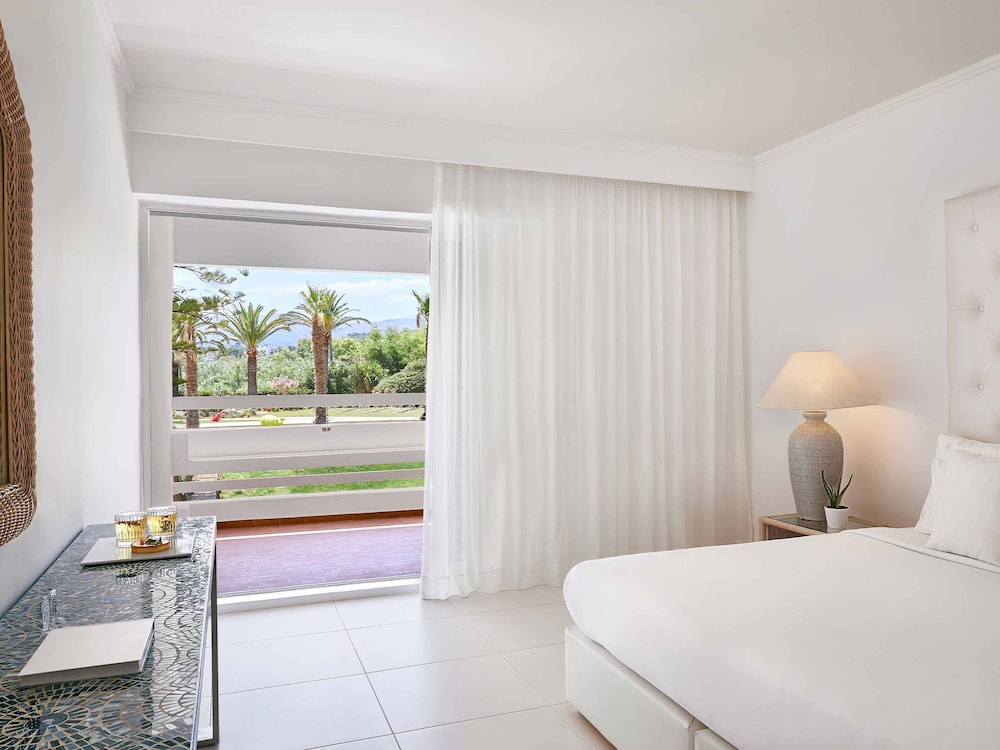 Grecotel LUX ME White — Rooms in Rethymnon