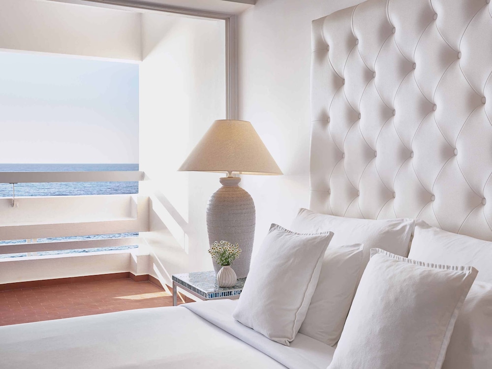 Grecotel LUX ME White — View in Rethymnon