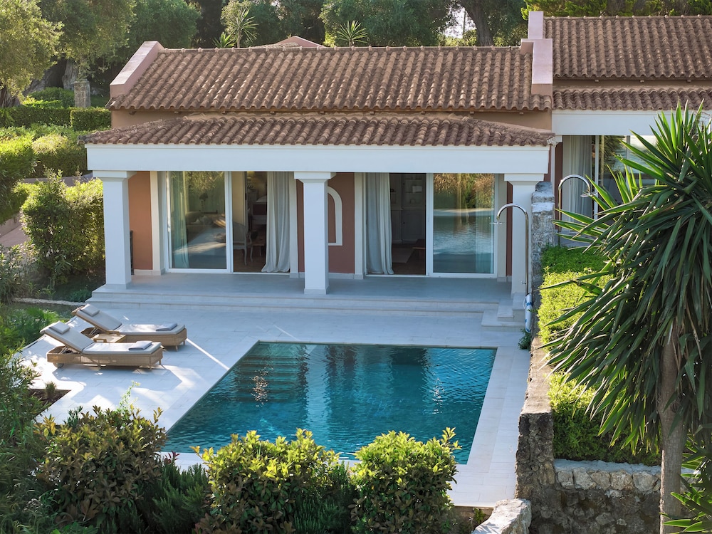 Grecotel Eva Palace — Swimming pool in Dassia, Ionian Islands