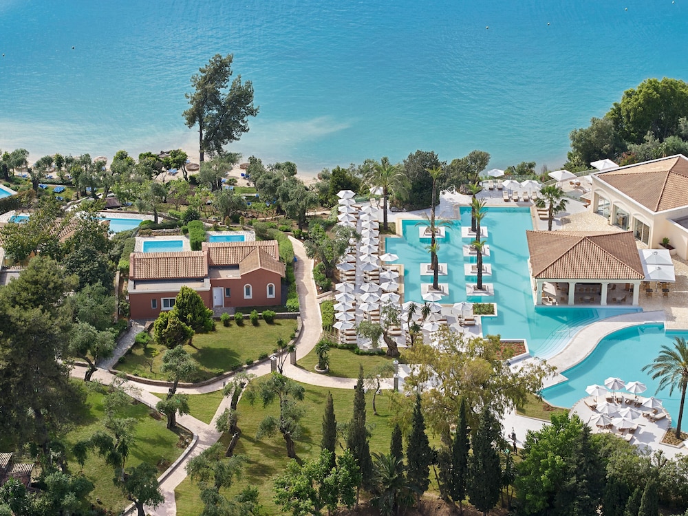 Grecotel Eva Palace — Swimming pool in Dassia, Ionian Islands