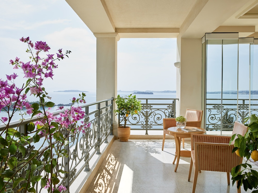 Grecotel Eva Palace — Hotel rooms in Dassia, Ionian Islands