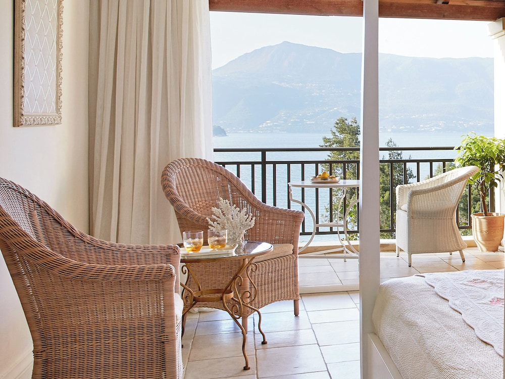 Grecotel Eva Palace — Hotel rooms in Dassia, Ionian Islands
