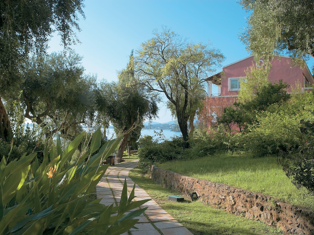 Grecotel Eva Palace — Hotel building in Dassia, Ionian Islands