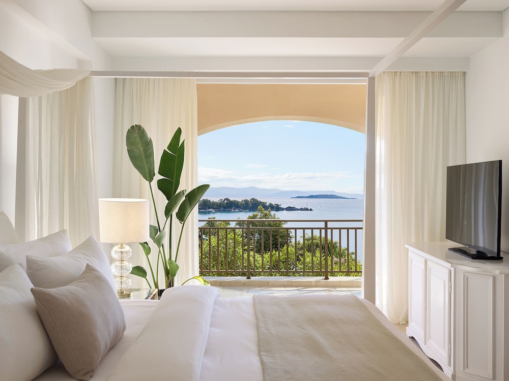 Grecotel Eva Palace — Hotel rooms in Dassia, Ionian Islands