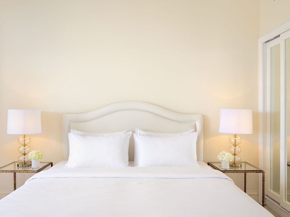 Grecotel Eva Palace — Hotel rooms in Dassia, Ionian Islands