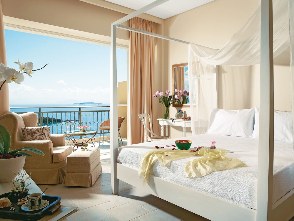 Grecotel Eva Palace — Hotel rooms in Dassia, Ionian Islands