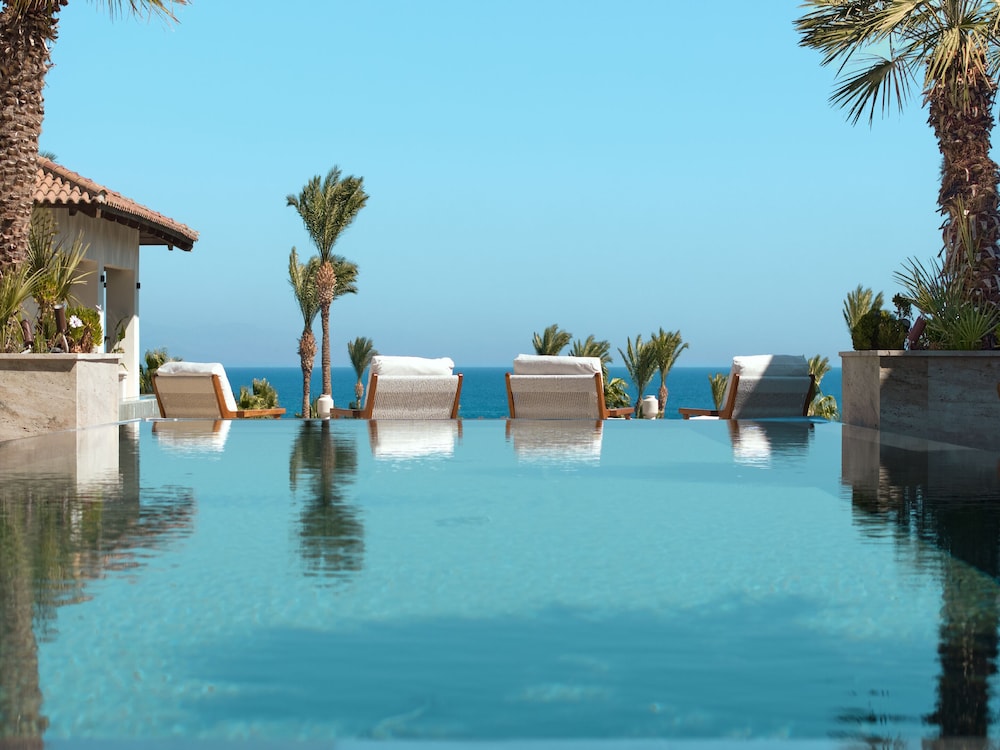 Grecotel LUX ME Kos — Swimming pool in Psalidi, South Aegean