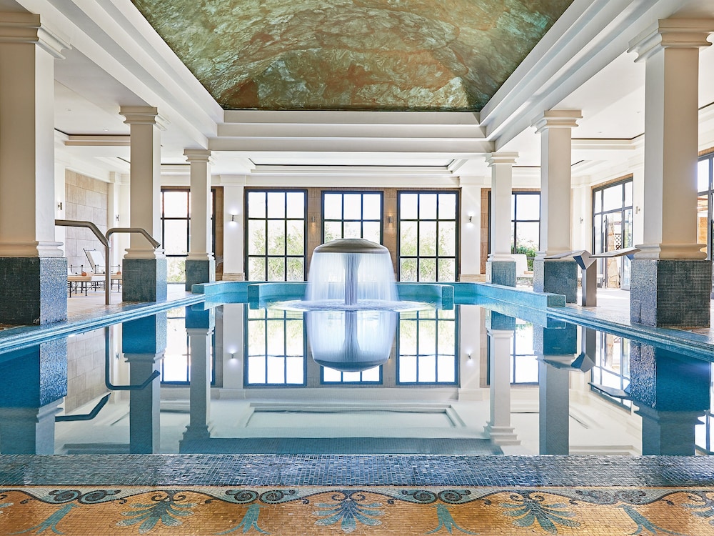 Grecotel LUX ME Kos — Swimming pool in Psalidi, South Aegean