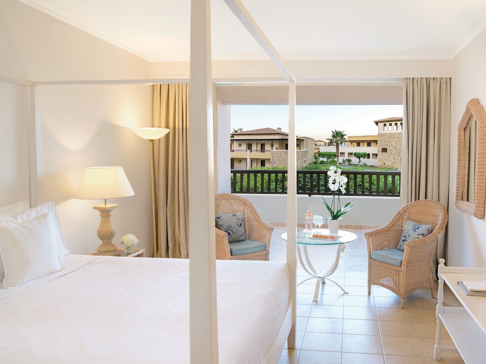 Grecotel LUX ME Kos — Hotel rooms in Psalidi, South Aegean