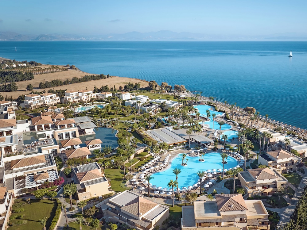 Grecotel LUX ME Kos — Swimming pool in Psalidi, South Aegean