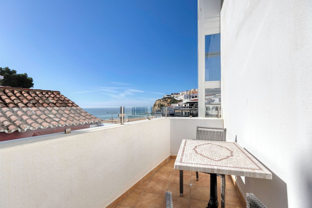 Hotel Carvoeiro Plaza — Attractions in the area in Carvoeiro, Faro