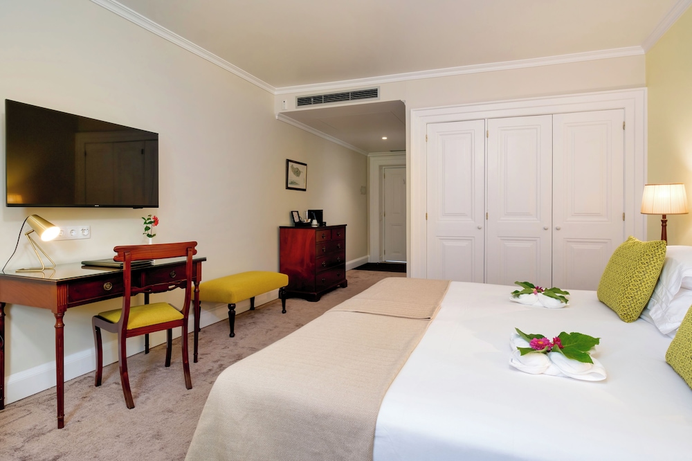 Casa Velha do Palheiro, Relais & Chateaux — Hotel rooms in Funchal, Madeira