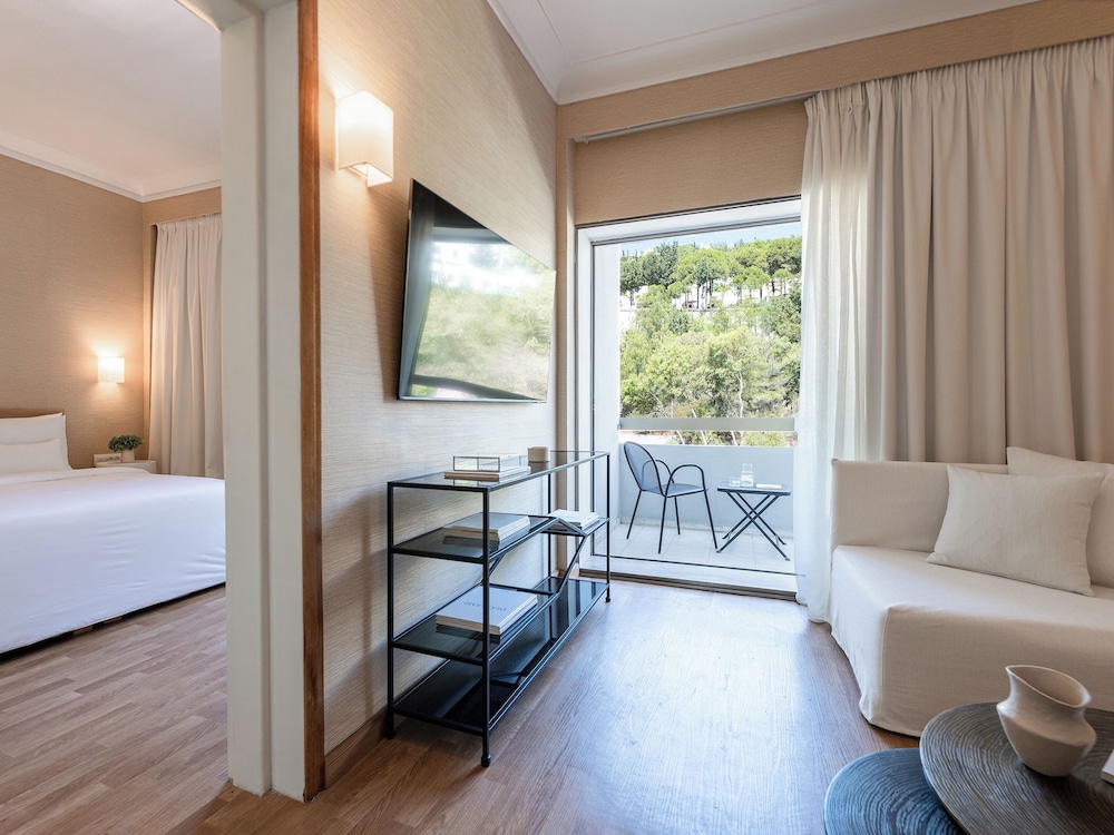 Grecotel LUX ME Dama Dama — Hotel rooms in Faliraki, South Aegean