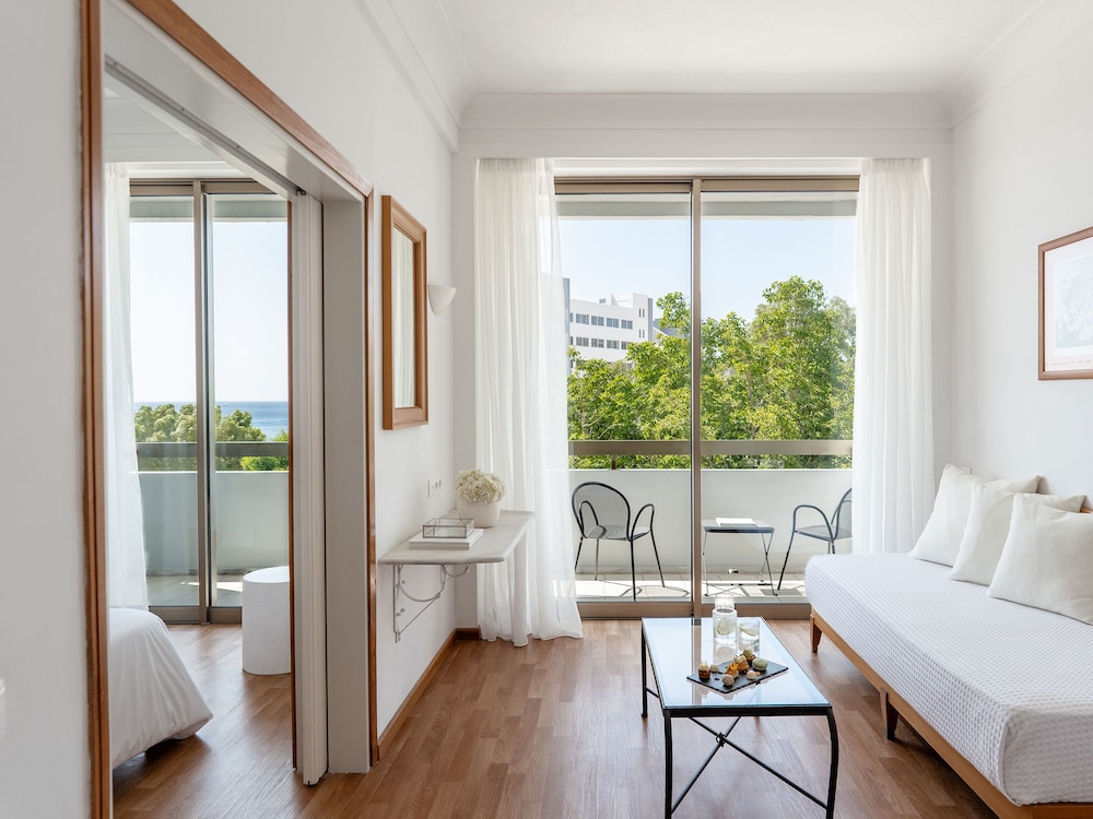 Grecotel LUX ME Dama Dama — Hotel rooms in Faliraki, South Aegean