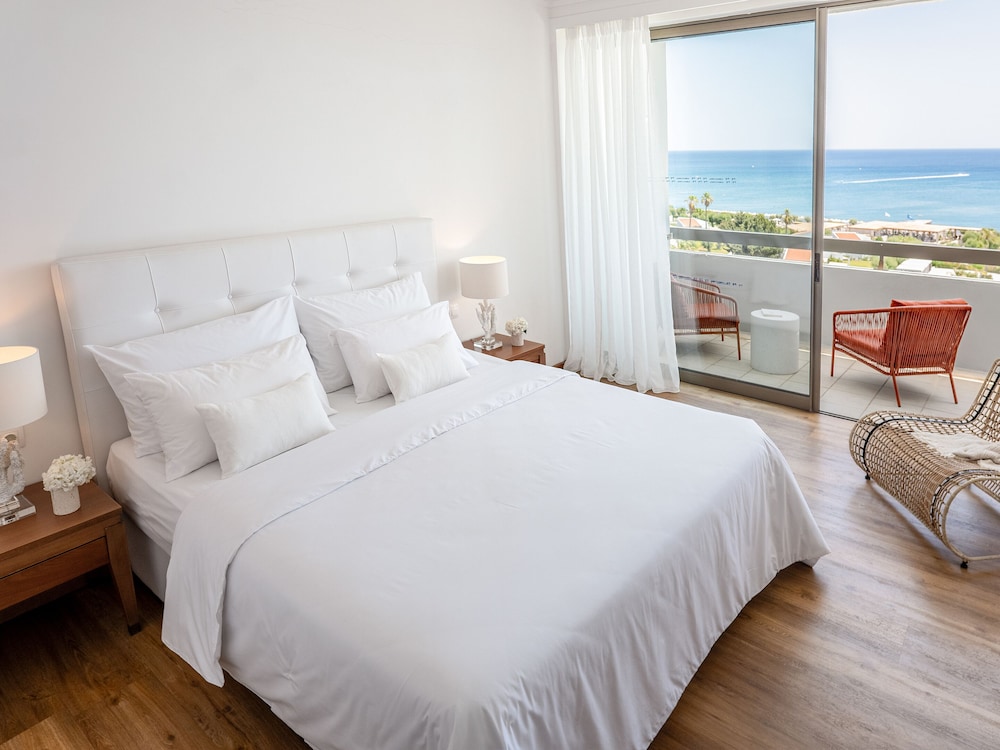 Grecotel LUX ME Dama Dama — Hotel rooms in Faliraki, South Aegean