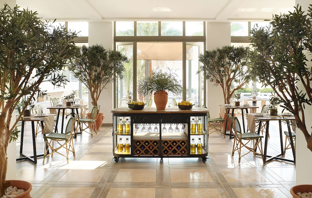 Grecotel LUX ME Dama Dama — Restaurant & bars in Faliraki, South Aegean