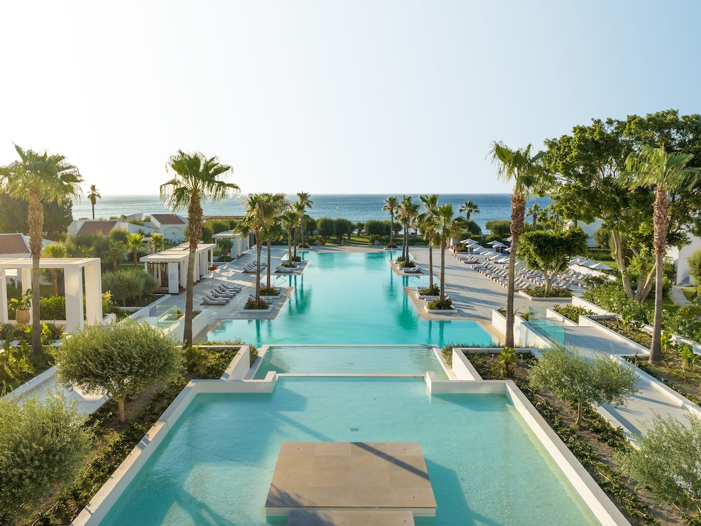 Grecotel LUX ME Dama Dama — Swimming pool in Faliraki, South Aegean