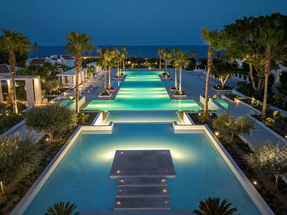 Grecotel LUX ME Dama Dama — Swimming pool in Faliraki, South Aegean