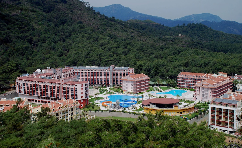 Green Nature Resort & Spa — Hotel building in Marmaris, Mugla