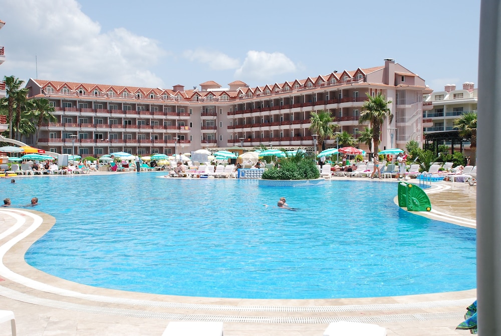 Green Nature Resort & Spa — Swimming pool in Marmaris, Mugla