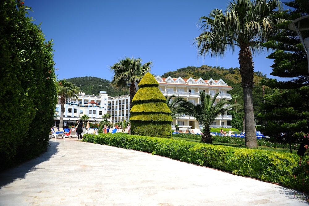 Green Nature Resort & Spa — Hotel building in Marmaris, Mugla
