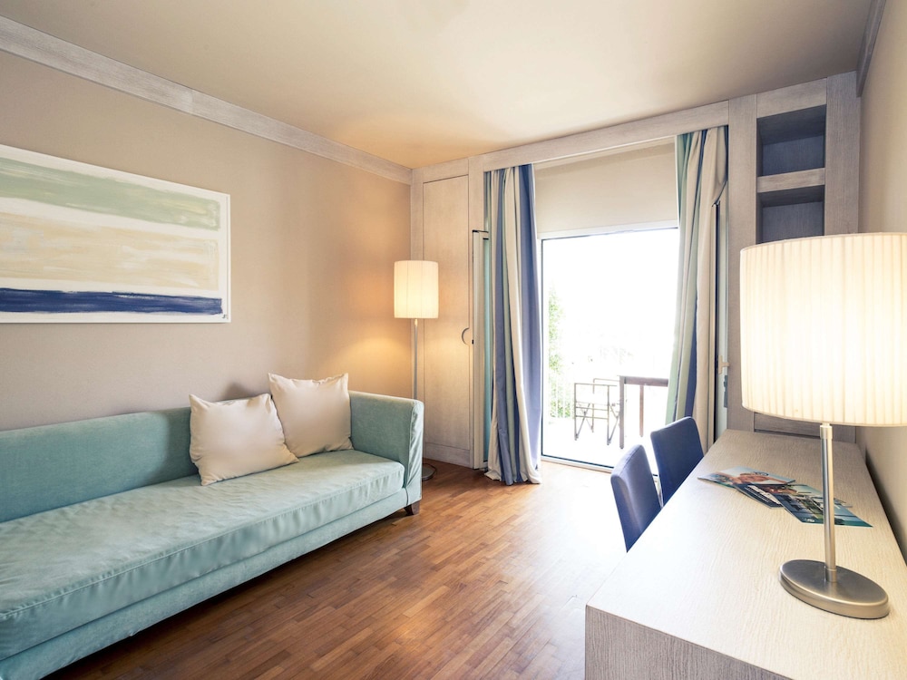 TH Tirrenia - Green Park Resort — Hotel rooms in Pisa, Tuscany