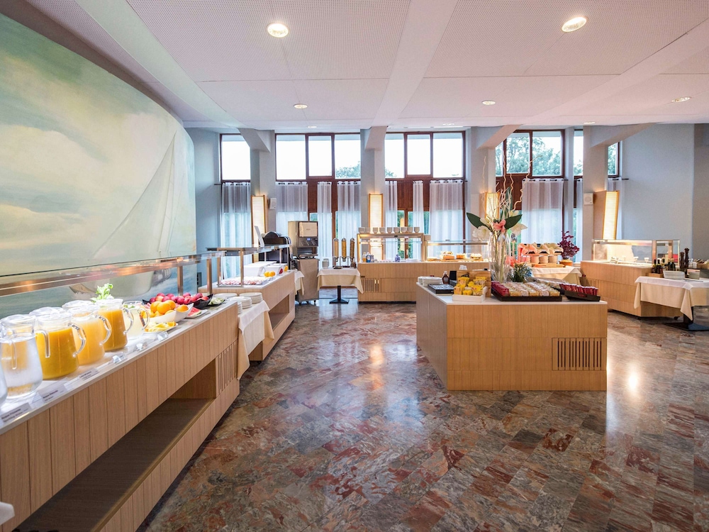 TH Tirrenia - Green Park Resort — Restaurant & bars in Pisa, Tuscany