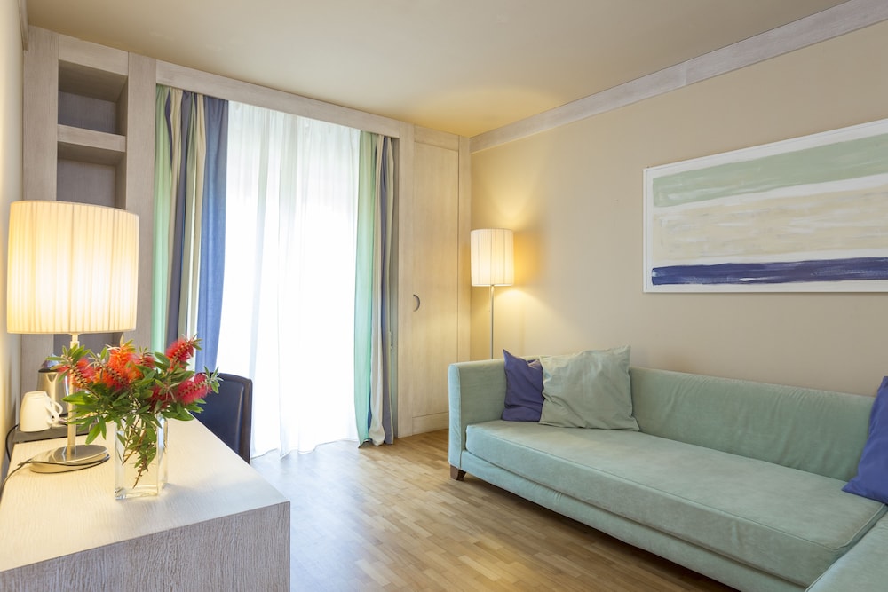 TH Tirrenia - Green Park Resort — Hotel rooms in Pisa, Tuscany