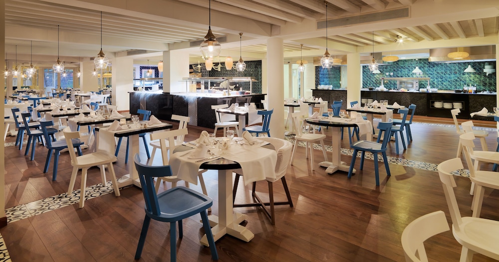 H10 Big Sur Boutique Hotel — Restaurant & bars in Los Cristianos, Canary Islands