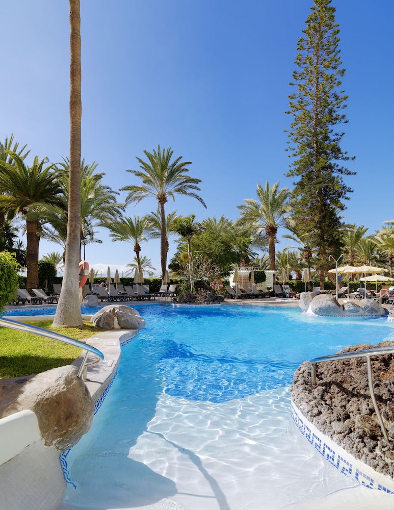 H10 Big Sur Boutique Hotel — Swimming pool in Los Cristianos, Canary Islands