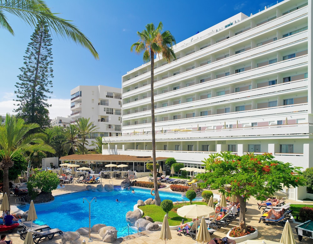 H10 Big Sur Boutique Hotel — Swimming pool in Los Cristianos, Canary Islands