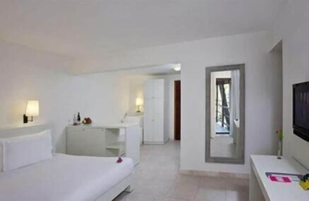 Hillside Beach Club — Hotel rooms in Fethiye, Mugla