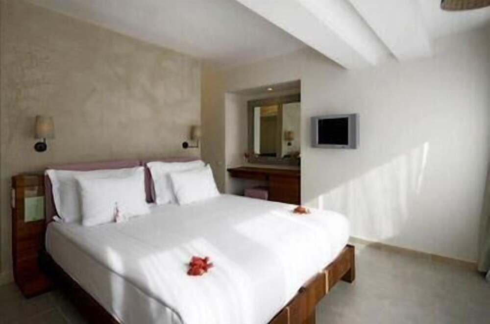 Hillside Beach Club — Hotel rooms in Fethiye, Mugla